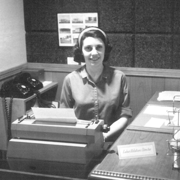 Fred Oliveri Construction Virginia at Desk