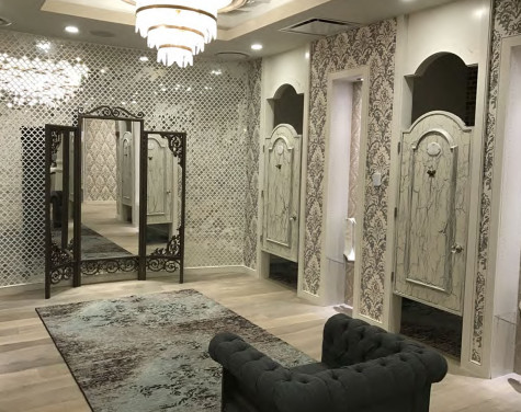Altar'd State Retail General Contractor Louisville KY Dressing Room Mirror by Fred Oliveri