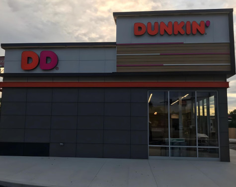 Dunkin Cambridge OH Coffe Shop Donuts Front of Store