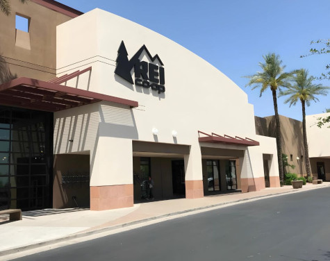 REI Chandler AZ Front of Building Entrance