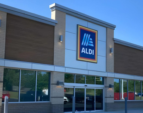 Aldi Grocery Store North Canton OH Front of Building