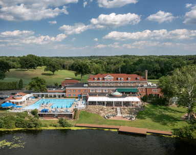 Congress Lake Country Club Hartville OH Overview of location