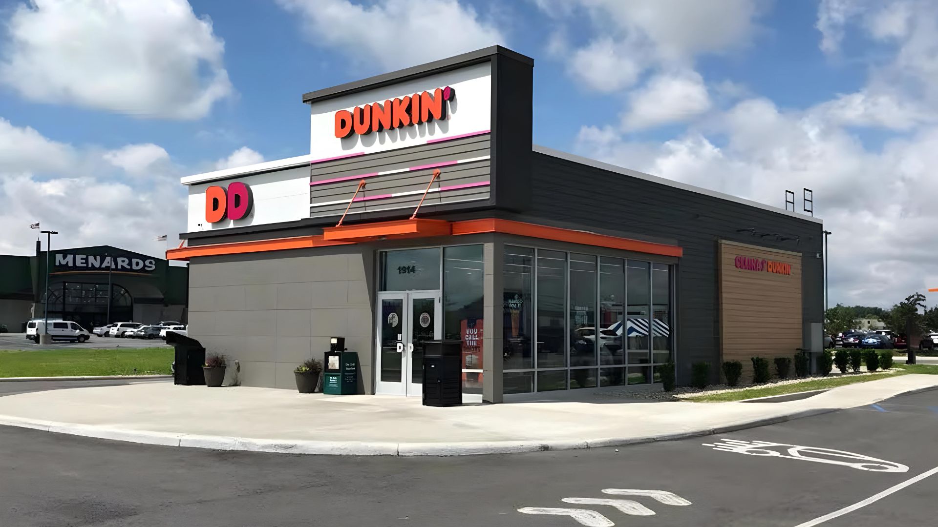 Dunkin Celina OH Store Front Entrance Fred Olivier