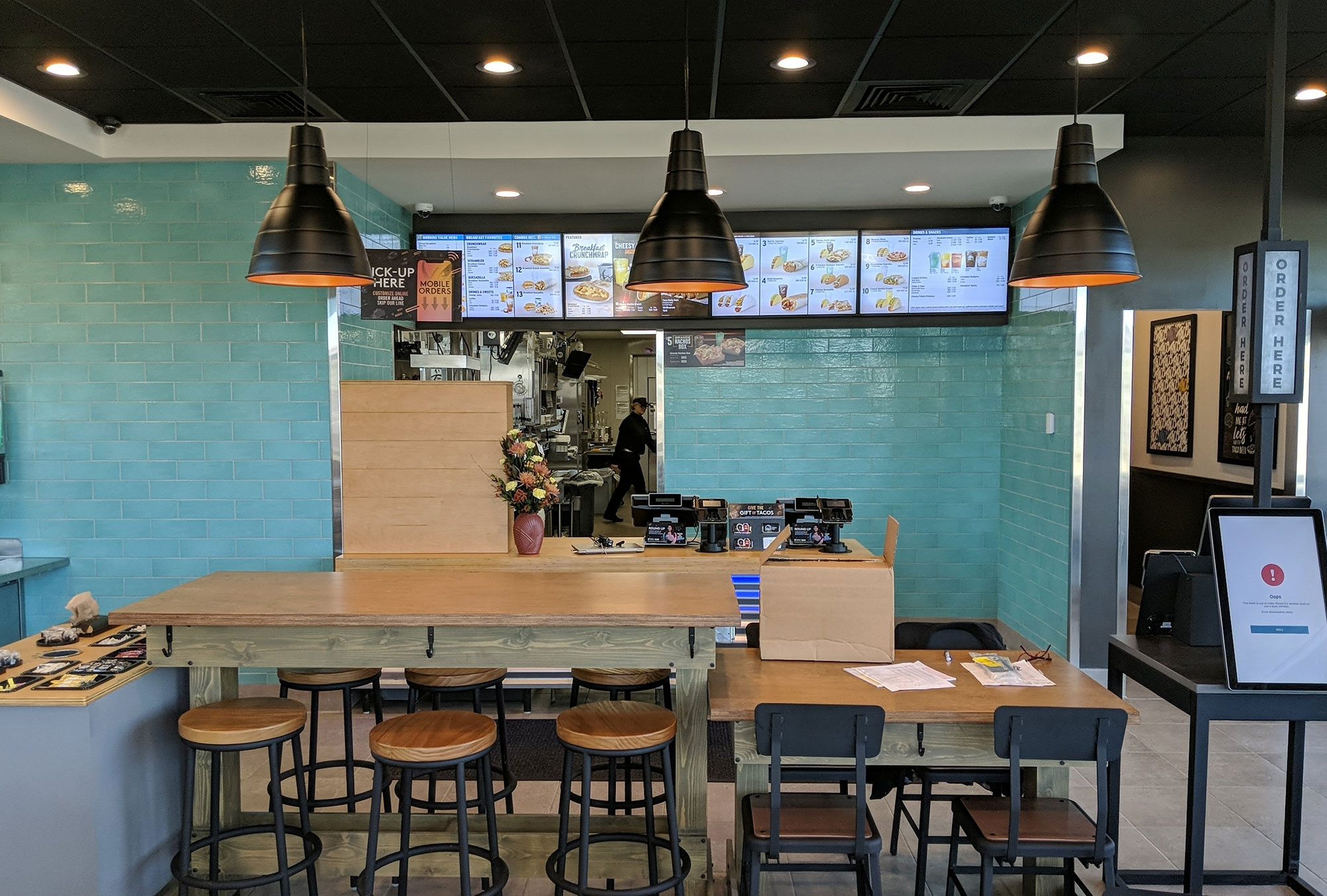 Leading Fast Food Contractor Company Bar Seating - Caldwell, Ohio