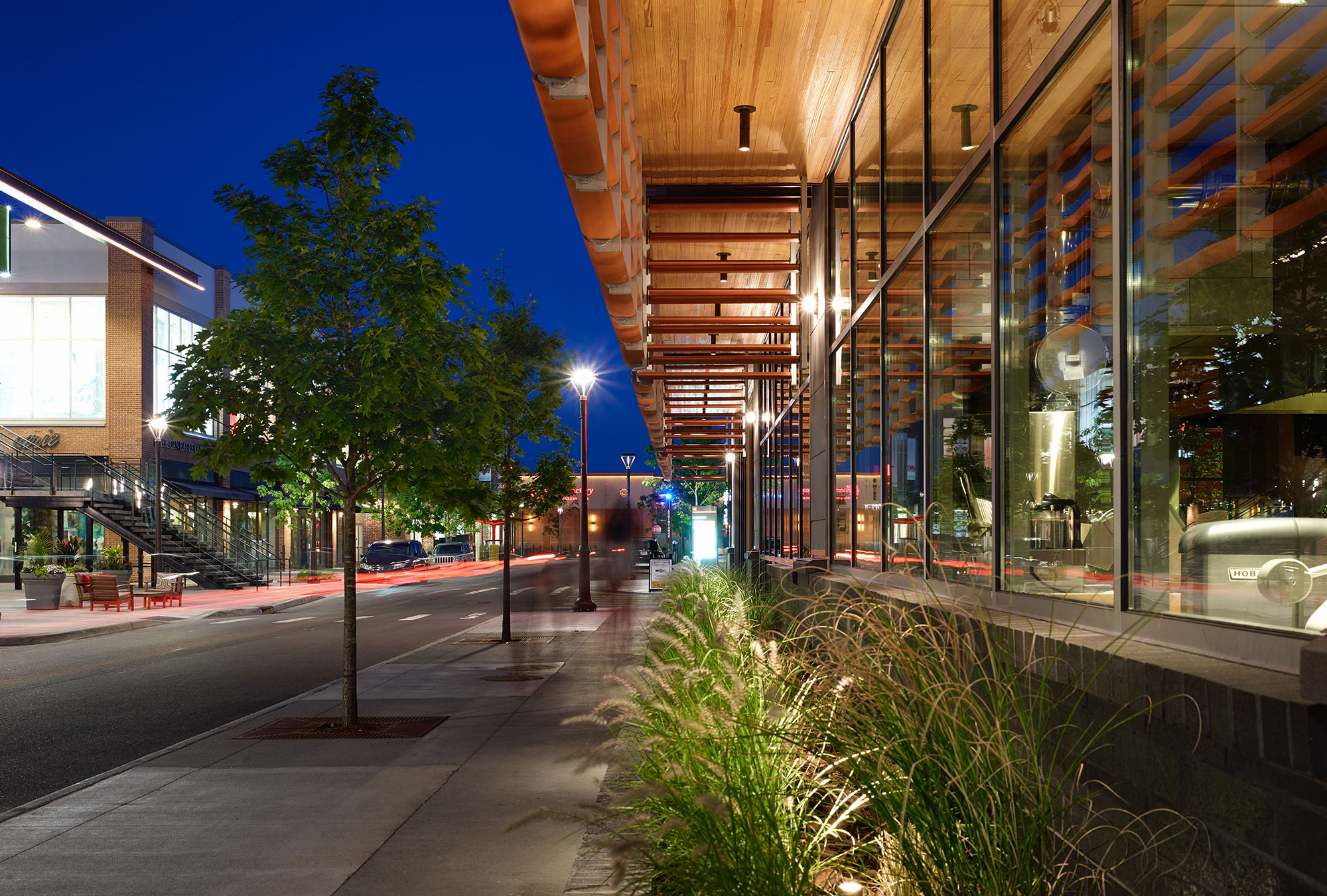 Leading Restaurant Building Contractors Northstar Sidewalk - Cincinnati, Ohio by Fred Olivieri