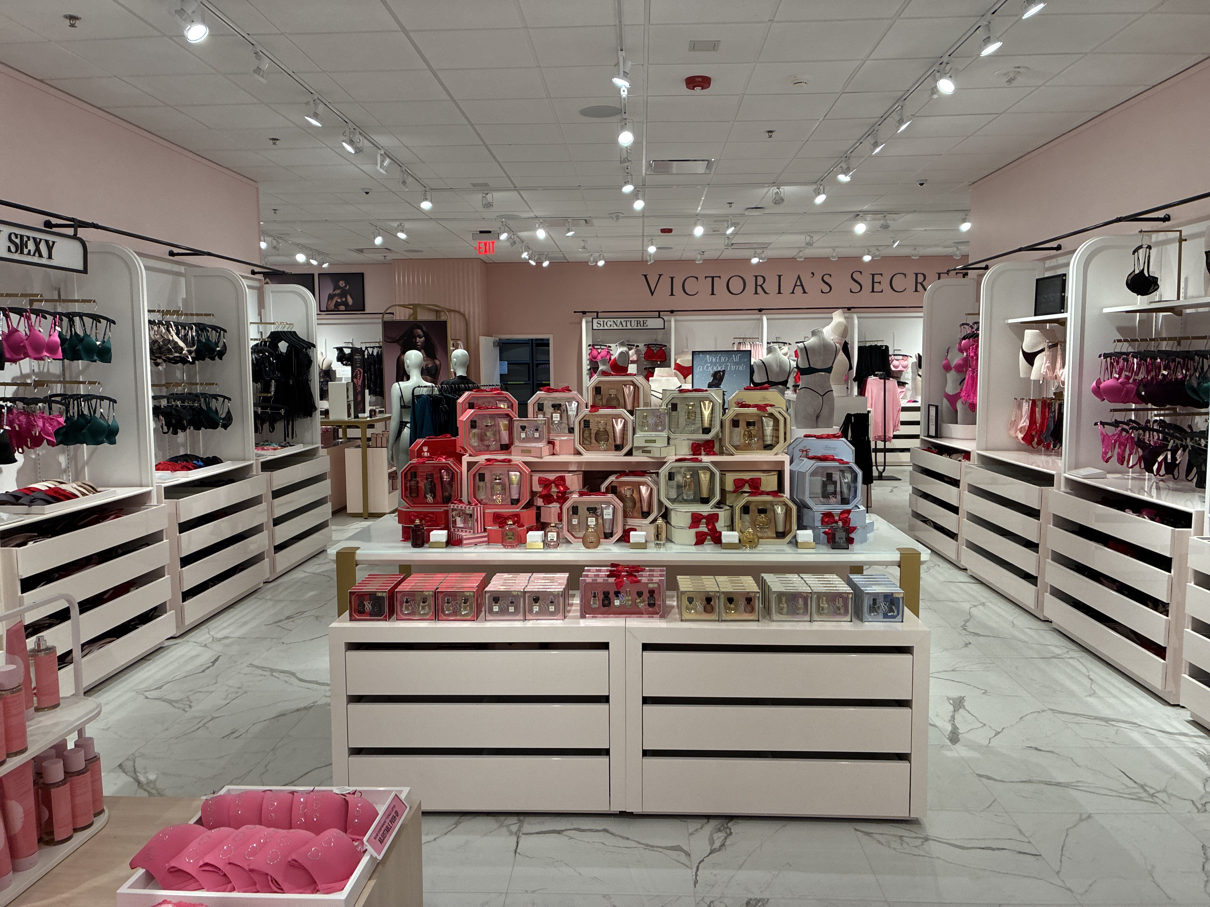 Luxury Retail Construction in Chesterfield