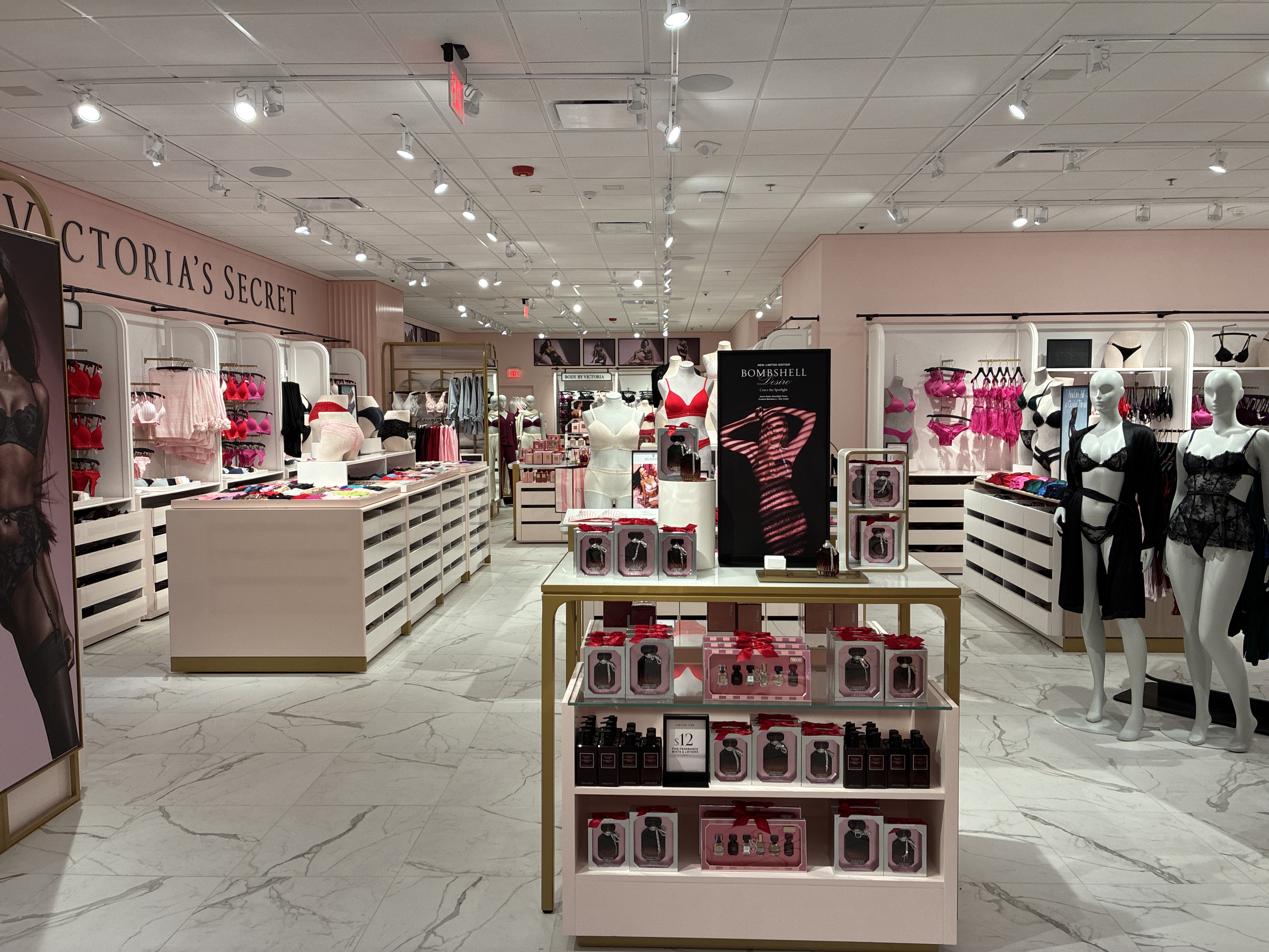 Modern Retail Build Out for Victorias Secret