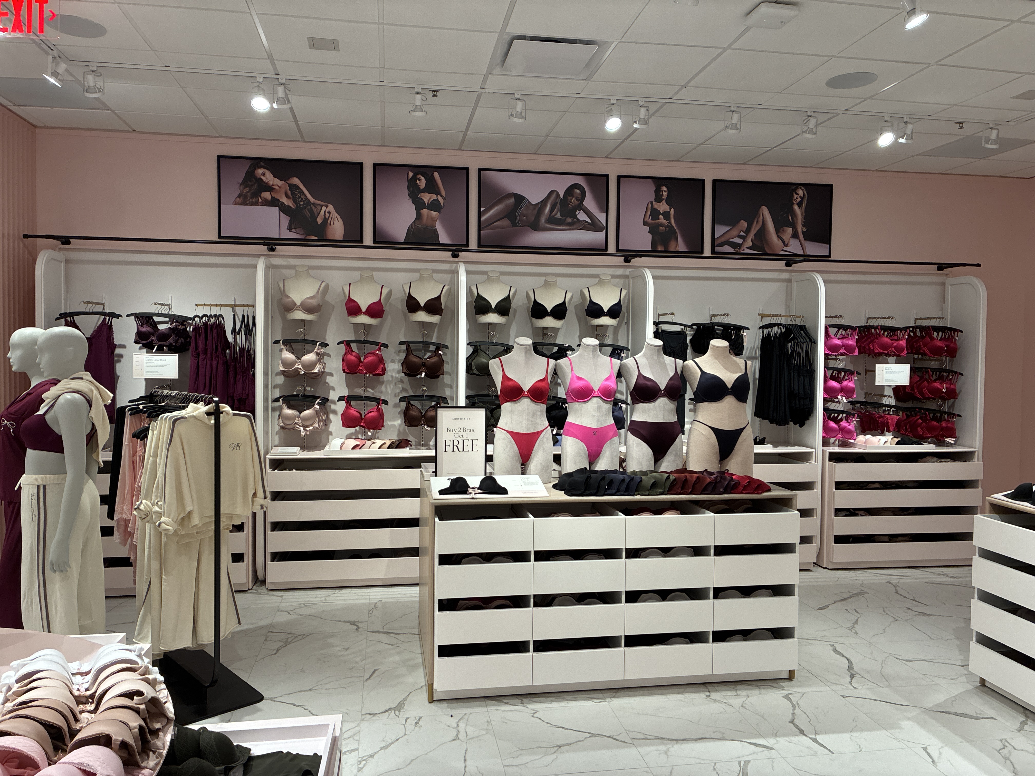 Retail Tenant Finish for Victorias Secret