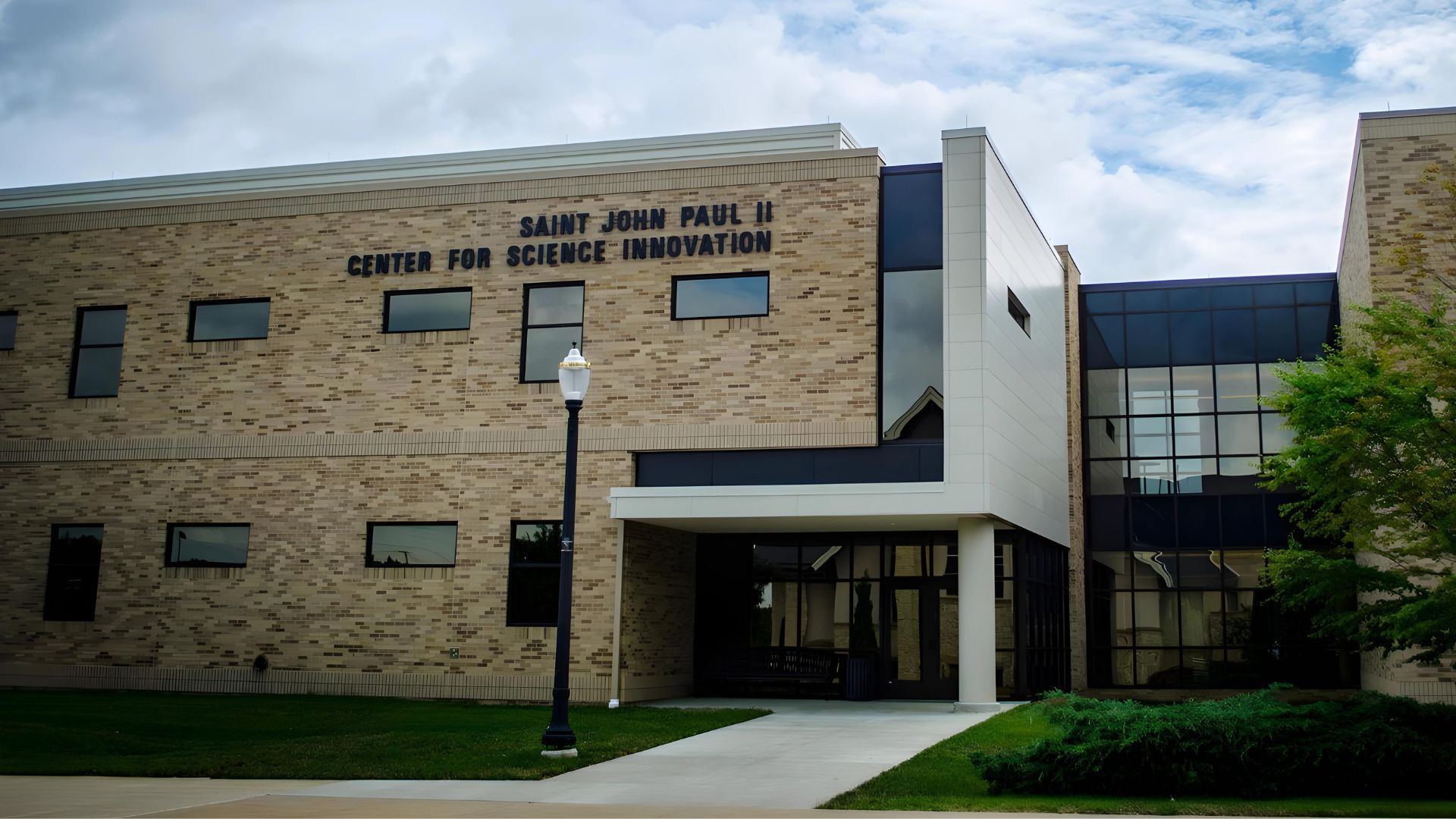 Walsh University Science Center Exterior