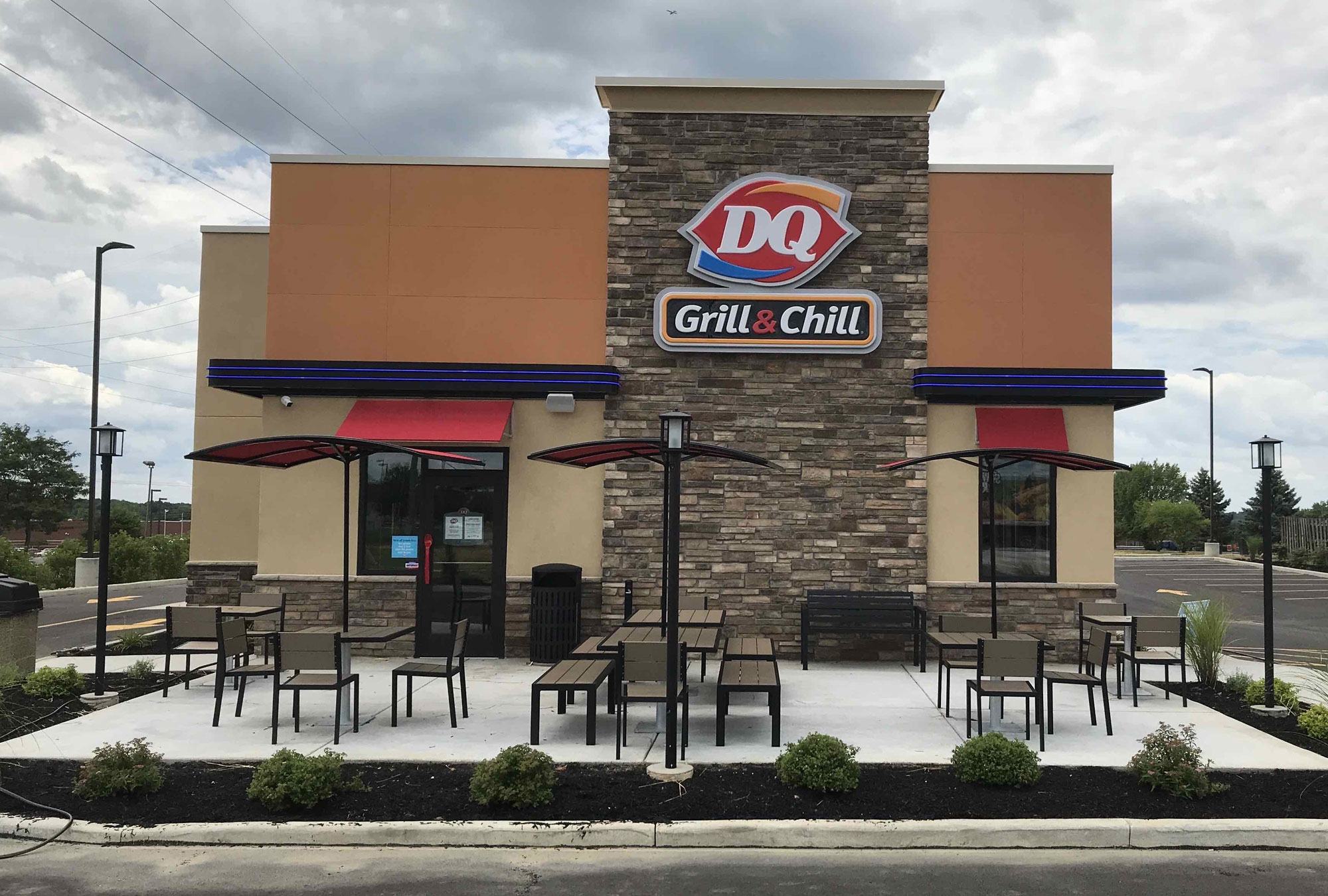 Top Fast Food Restaurant Construction Outdoor Seating - Streetsboro, Ohio